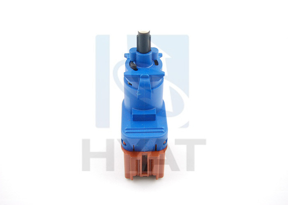 Mechanischer Stopplichtschalter aus Kunststoff für FIAT/OPEL OE 50512681/ 12 40 755 fournisseur