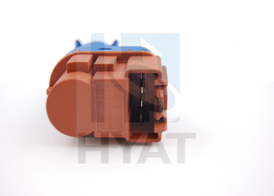 Mechanischer Stopplichtschalter aus Kunststoff für FIAT/OPEL OE 50512681/ 12 40 755 fournisseur