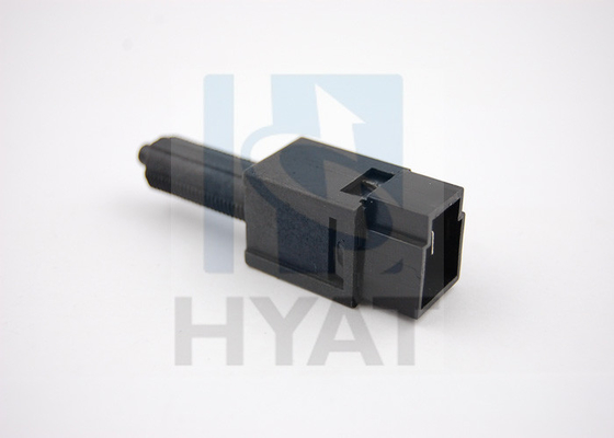 Mechanischer Stopplichtschalter aus Kunststoff OE 25320-4M400/25 32 04M 400 fournisseur