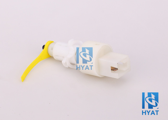 46760767 FIAT DOBLO I / PUNTO II Hinterbremslichtschalter mit Motorsteuerung OE 46760767 fournisseur